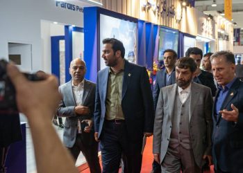 منطقه آزاد کیش بهشت سرمایه‌گذاری است (+فیلم)