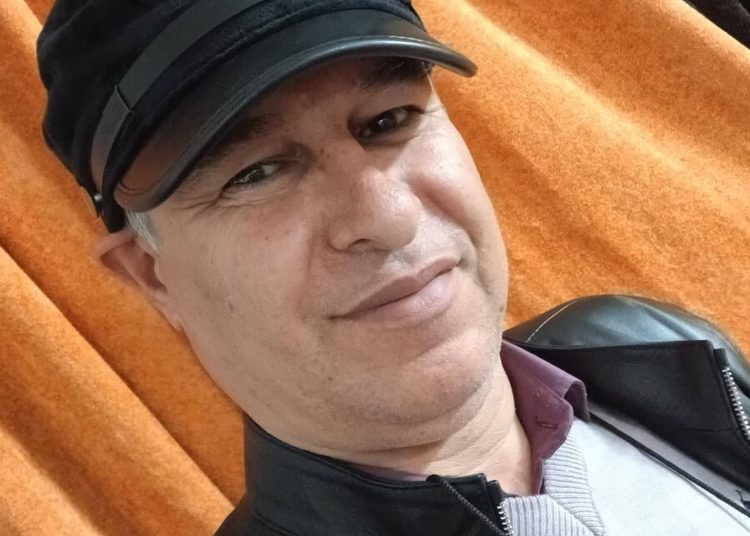 مصاحبه با حسن ایمانی در حوزه داستان نویسی با توجه به نزدیک شدن به “روز جهانی اهداء کتاب” ۲۵ بهمن ماه