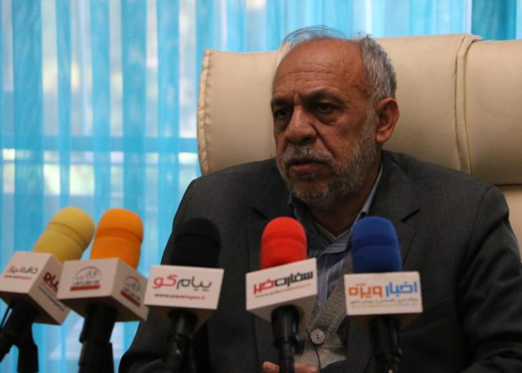 تولید گل مصنوعی با شیوه خاص برای اولین بار در کشور آغاز شد